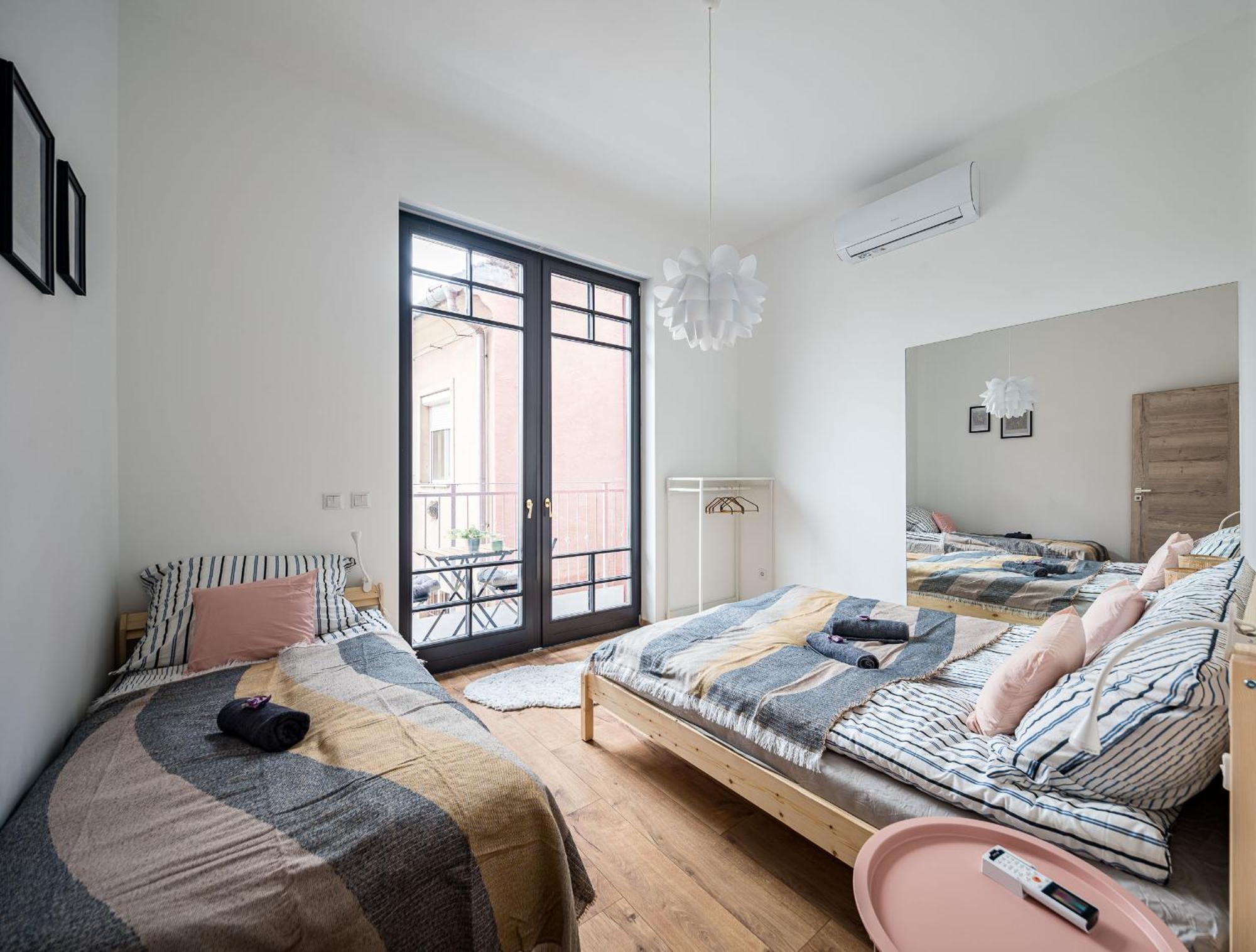 Stafetahaz Apartmanok Вац Экстерьер фото