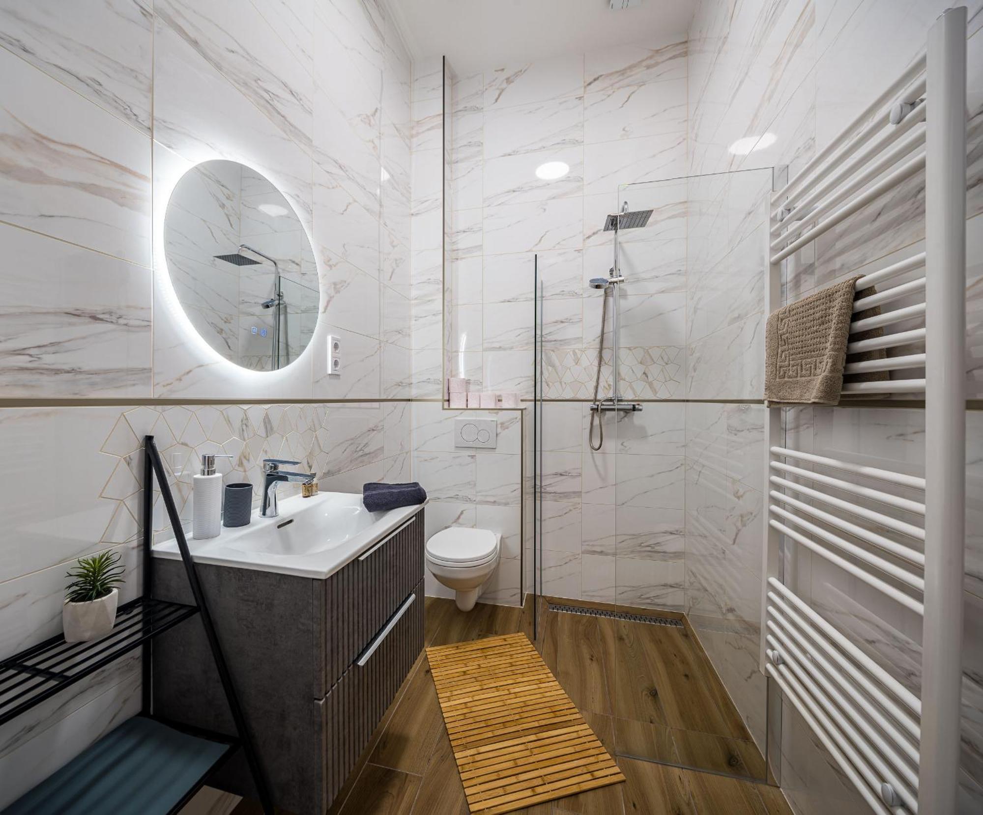 Stafetahaz Apartmanok Вац Экстерьер фото