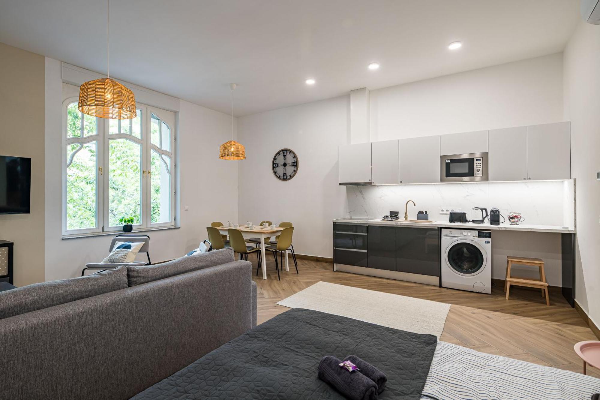 Stafetahaz Apartmanok Вац Экстерьер фото