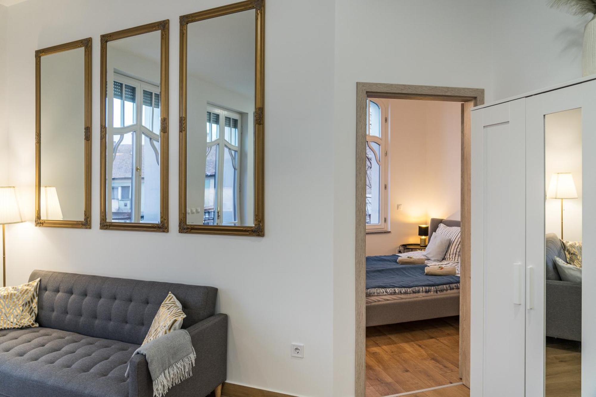 Stafetahaz Apartmanok Вац Экстерьер фото